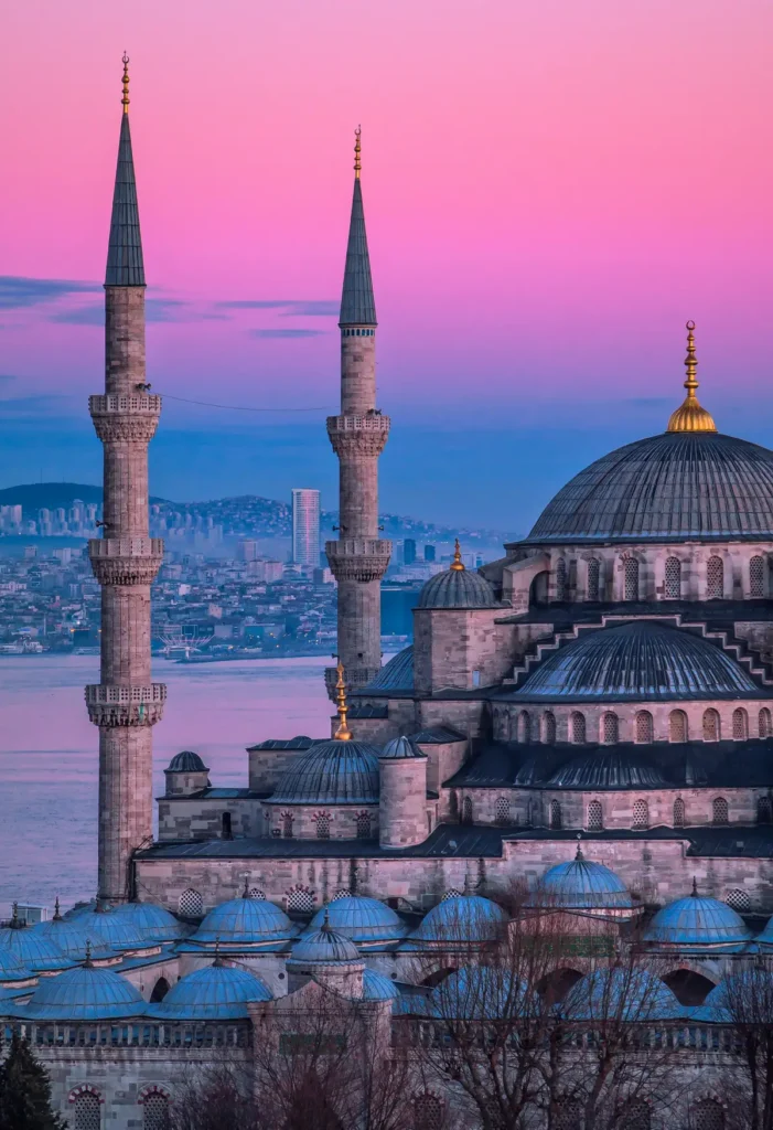 Blue Mosque in Istanbul at dusk